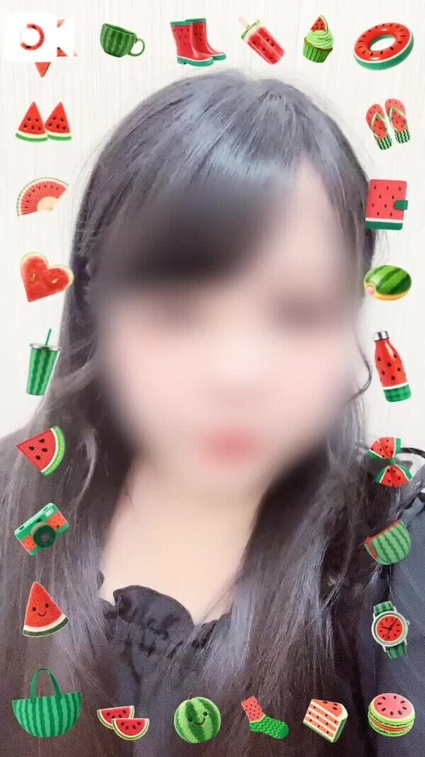 んー( * ´ ³`)まっ♡