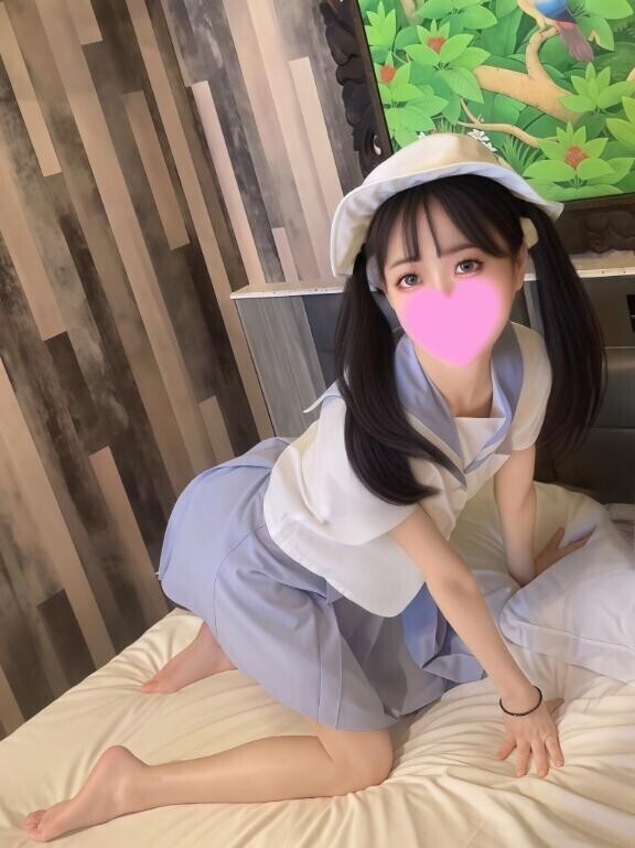 ほふく前進でお兄さんの元へ…🐾💭