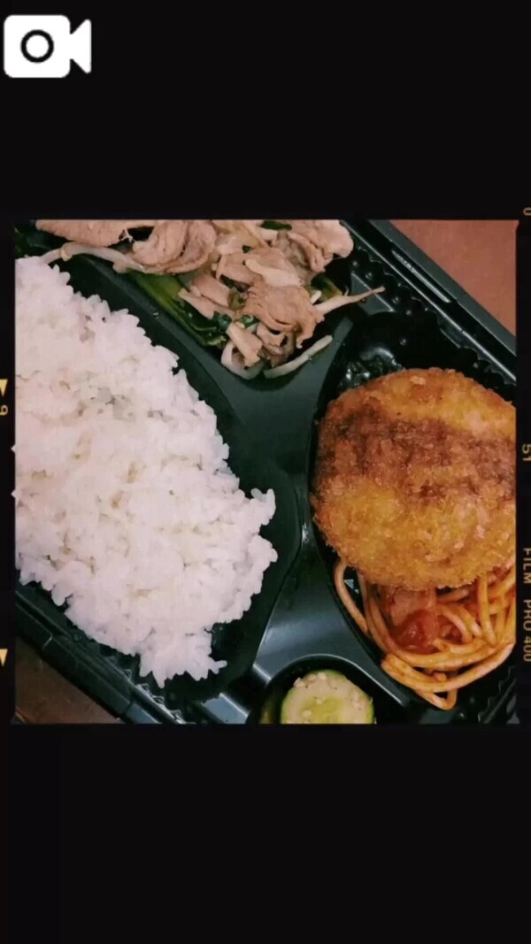 今日の夜ごはんは…