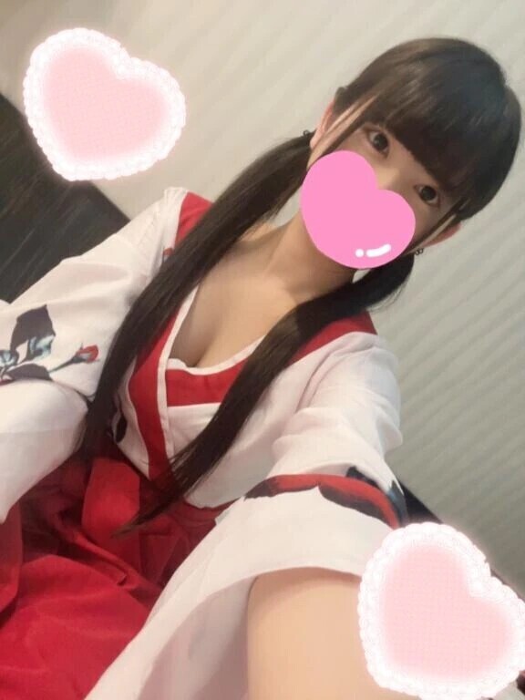 今日も遅くまでいるよ🐰