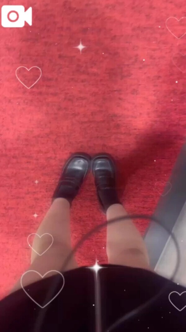 ニーハイじゃないんだ！！