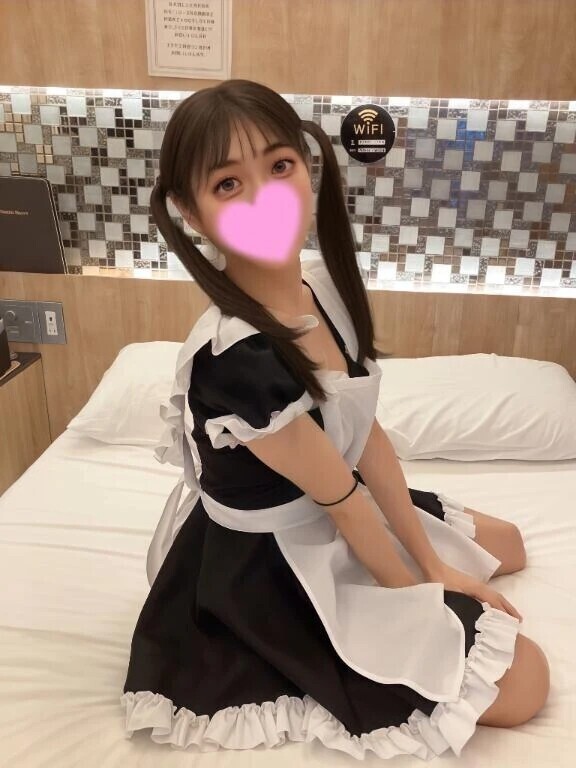 甘えんぼポーズ、メイドver.でどうぞ♡