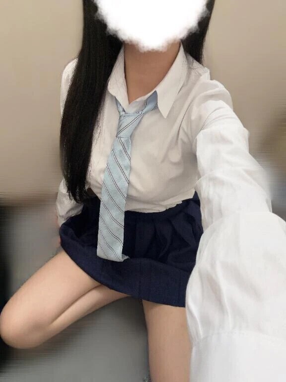 制服でドキドキの💭💓