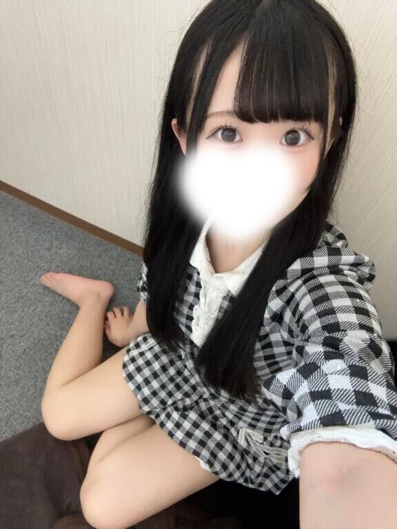 お昼ご飯なににしようかな💭