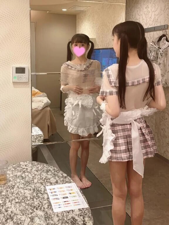 脱ぎかけのーぶらぱい予告♡🍫