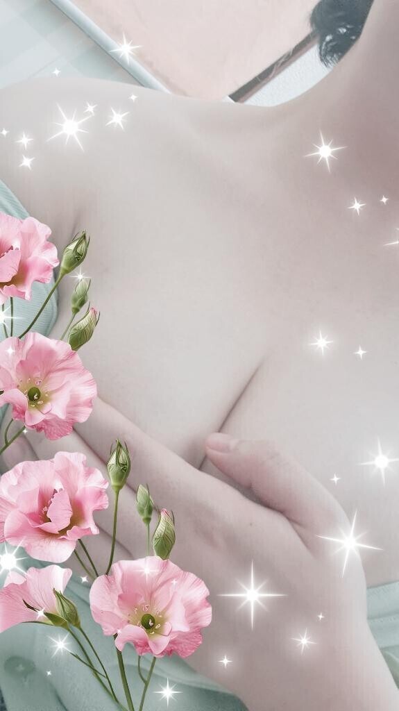 色白ふわもちおっぱい♡