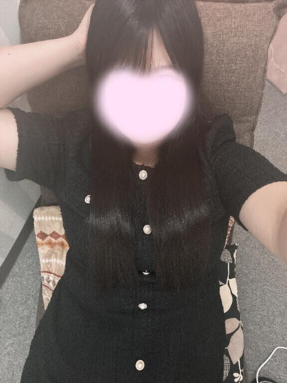 ねぇ、ちょっとだけみてほしいな、？🩷