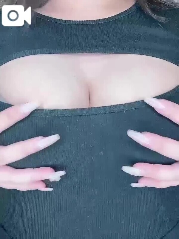 おっぱいの中に...