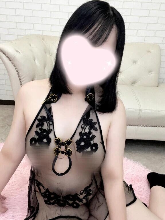 黒チャイナ 🇨🇳