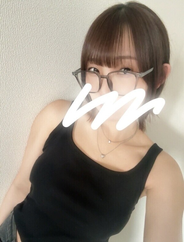 いつもとは違う感じ🖤