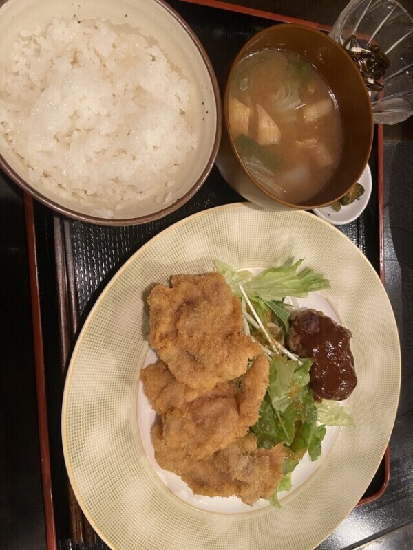 隠れ家