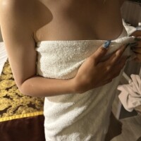 愛沢みいな【OL委員会】