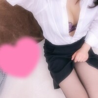 香月かえで【OL委員会】