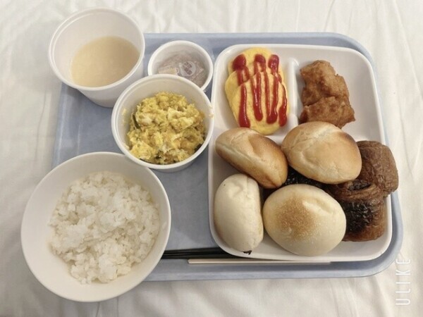 朝ごはん😋🍴