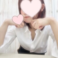 日葵ゆの【OL委員会】