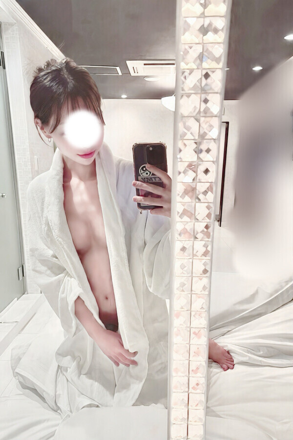 ラスト1枠🈳🫶2枚目あり📷💭 ̖́-