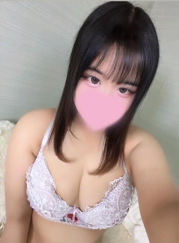はじめまして🎀 ̖́-‬