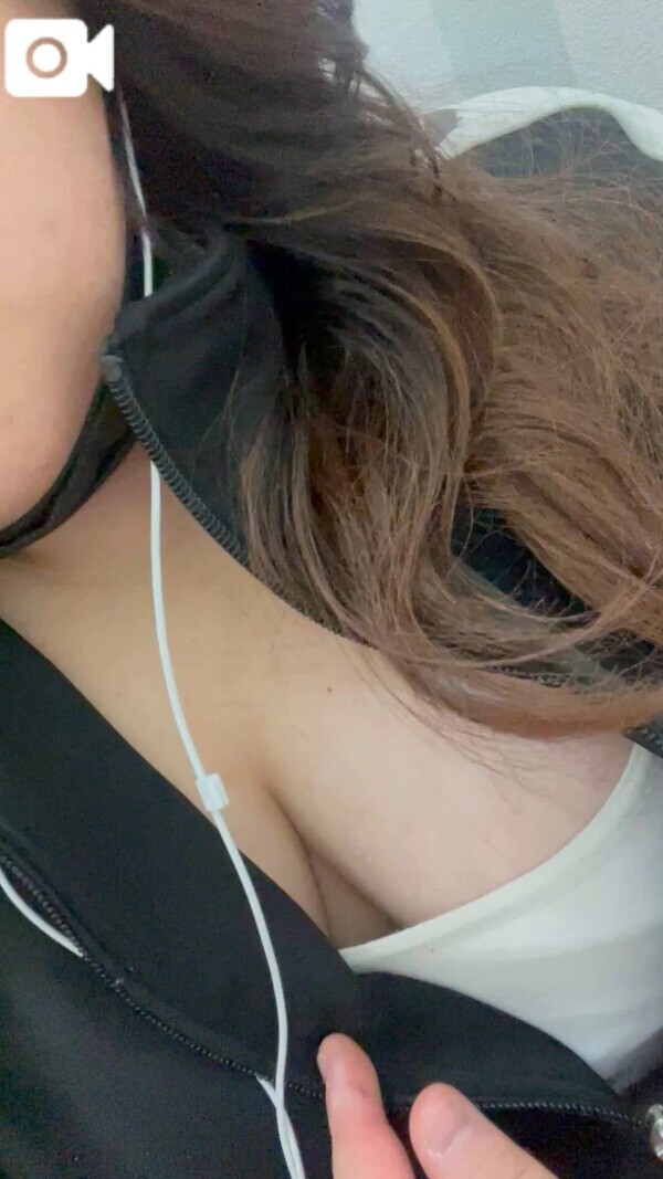 チラッと……🫶