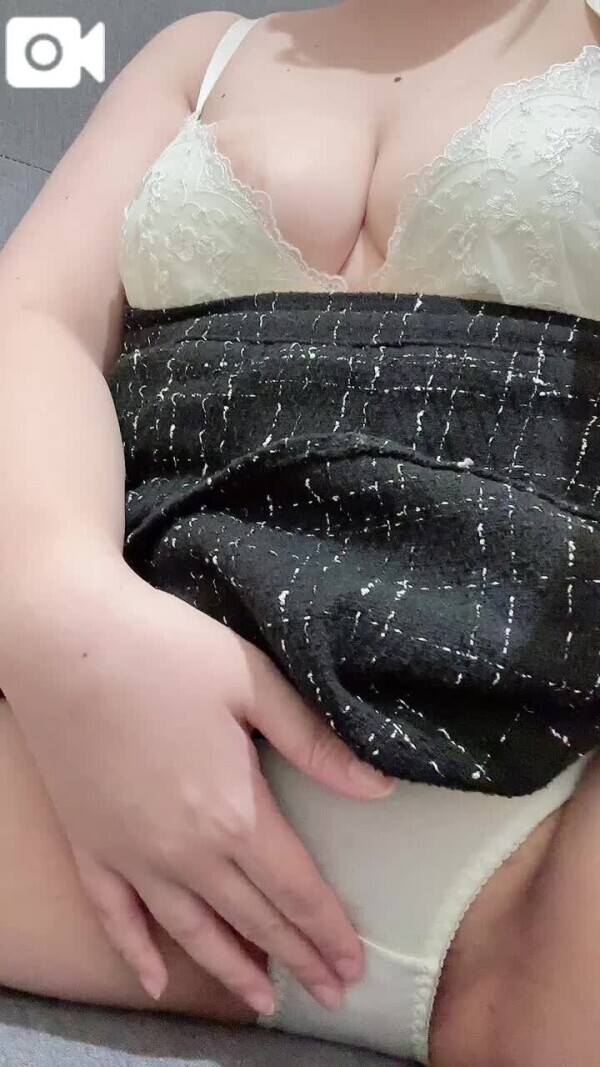 自分で触るよりも…💓
