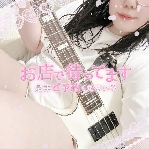 🍒白い子♡