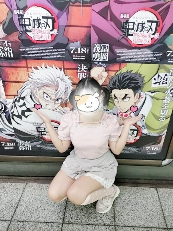 💚両手に、柱で〜〜す🤎