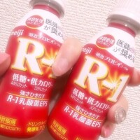 みな