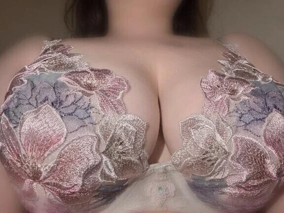 おっ◯いはなんぼあってもええですから