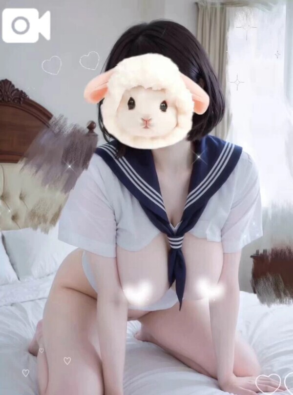 みえちゃった…(՞,,ᴗ ᴗ,,՞)