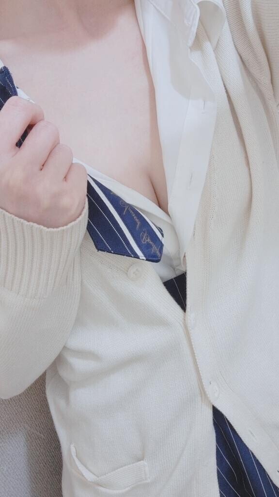 三 ヾ(⌒(ﾉ?ω?)ﾉ ｼｭｰｯ?