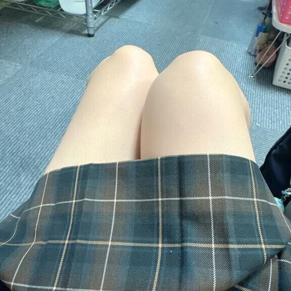 すかーとちがうよ??