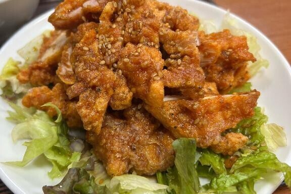 油淋鶏の煌めきにも