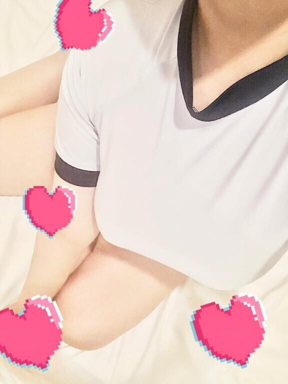 抱き合って二度寝?