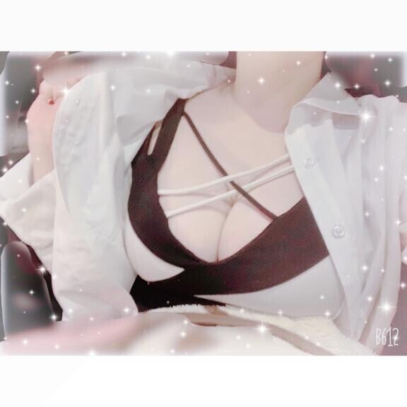 ぱふぱふ( ´? ? `? )
