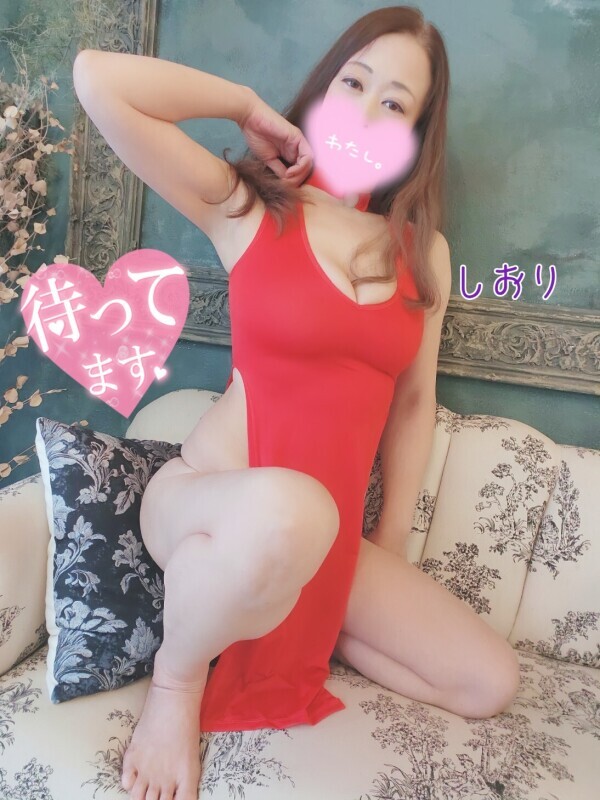 本日出勤でーす(コスプレあり〼)