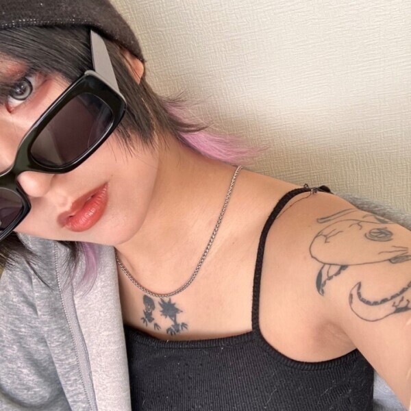 感謝(；-； )