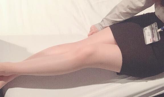 出社してるよ?一緒に何する？?