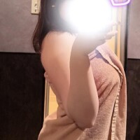 ゆりな