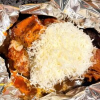  山盛りチーズの濃厚ビーフシチュー包み焼きハンバーグ?