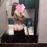 私服からチラリ?