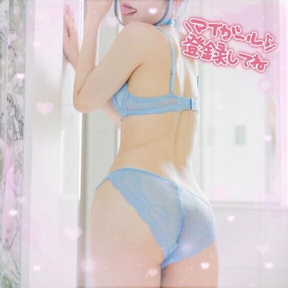 淡い水色