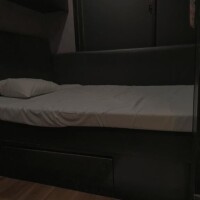 ?距離感をはかっている
