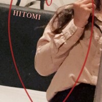 鏡越しで…