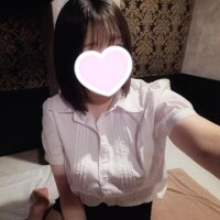 ゆりな