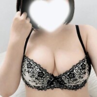 ゆりな