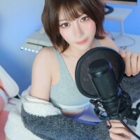 アカリ