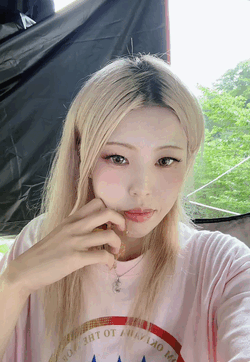 明日は遅番です。