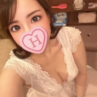 明日、遅番います。