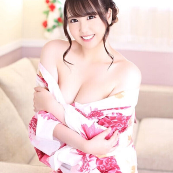 前職、AV女優。