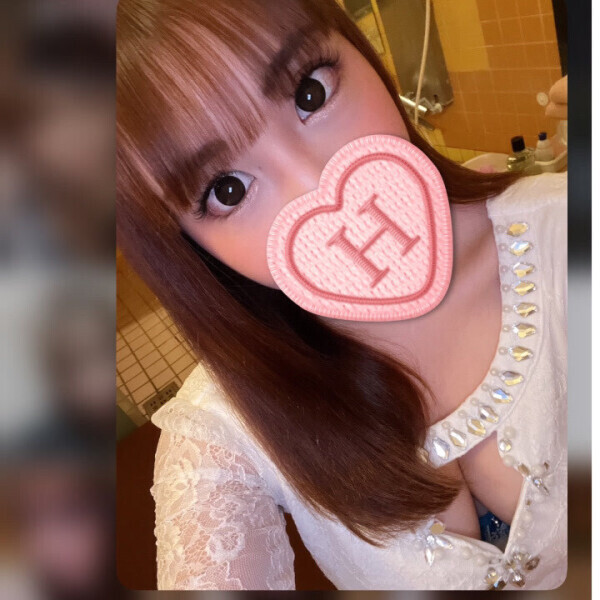 前職、AV女優。