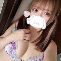 15時からいるよー🐰🍓